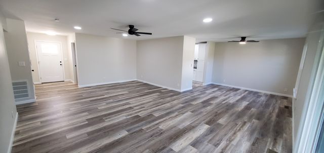 411 Honey Locust Dr, South Fulton, TN 38257