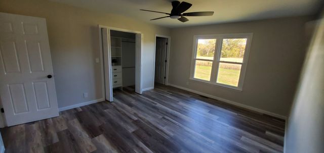 411 Honey Locust Dr, South Fulton, TN 38257