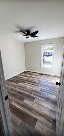 411 Honey Locust Dr, South Fulton, TN 38257