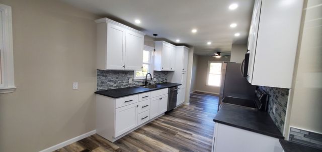 411 Honey Locust Dr, South Fulton, TN 38257