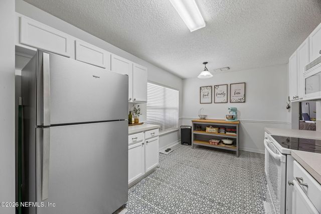 1362 HADEN Lane, Jacksonville, FL 32218