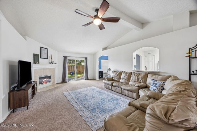 1362 HADEN Lane, Jacksonville, FL 32218
