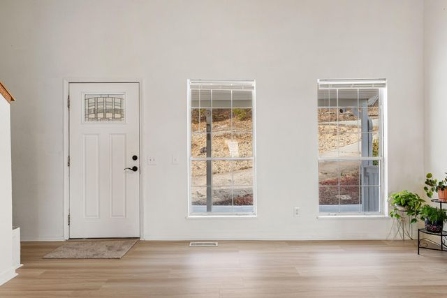 70 Campfire Drive, Branson West, MO 65737