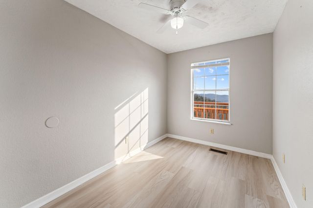 70 Campfire Drive, Branson West, MO 65737