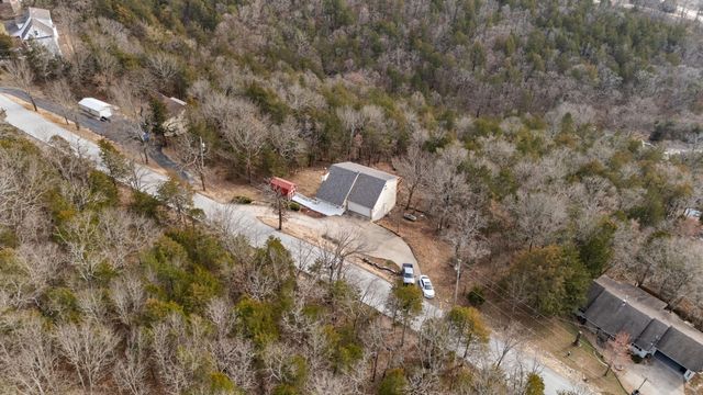 70 Campfire Drive, Branson West, MO 65737