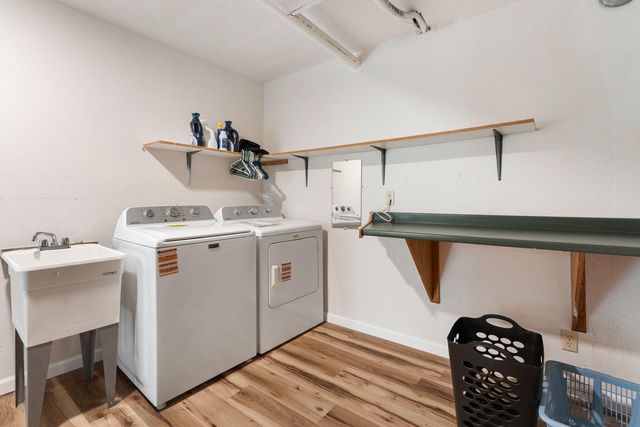 70 Campfire Drive, Branson West, MO 65737