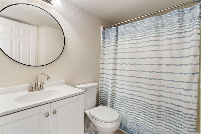 70 Campfire Drive, Branson West, MO 65737