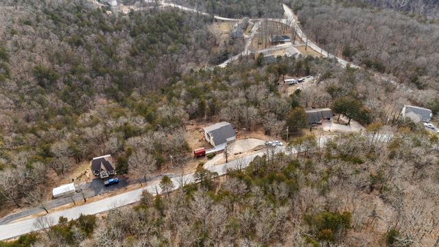 70 Campfire Drive, Branson West, MO 65737