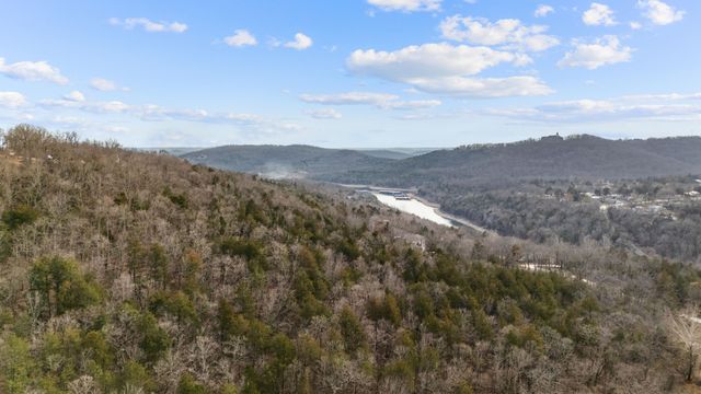 70 Campfire Drive, Branson West, MO 65737