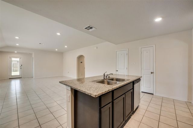 809 Costlow Lane, Fate, TX 75189