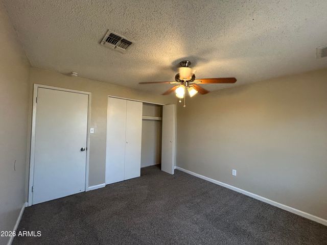 5540 W BERKELEY Road, Phoenix, AZ 85035