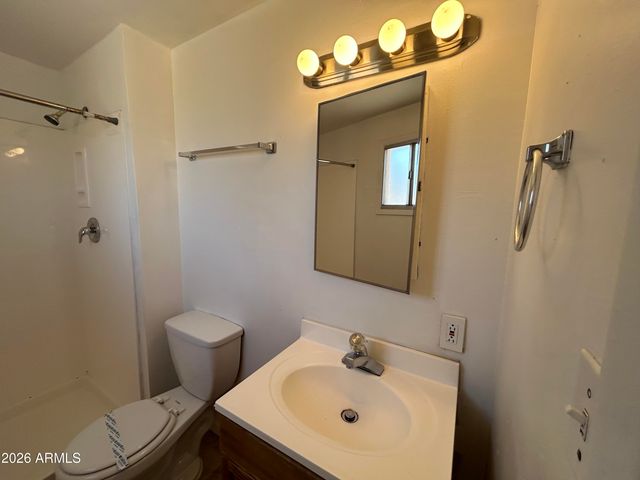 5540 W BERKELEY Road, Phoenix, AZ 85035