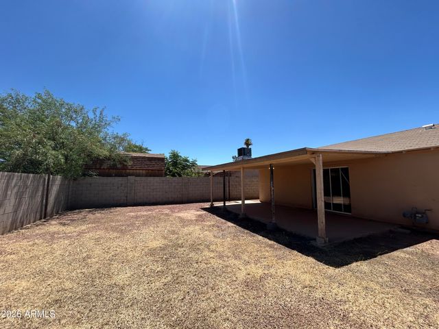 5540 W BERKELEY Road, Phoenix, AZ 85035
