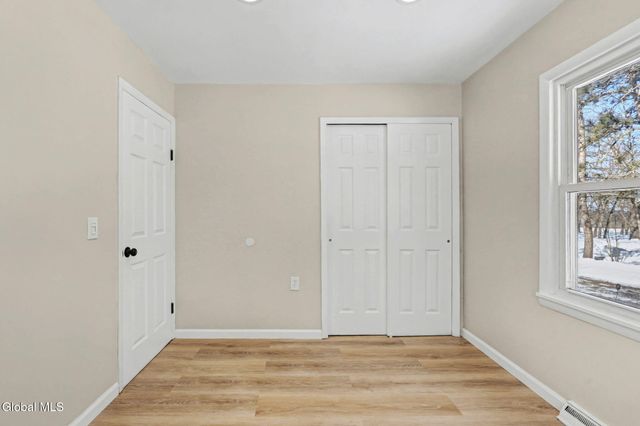 1228 Simons Road, Schodack, NY 12033