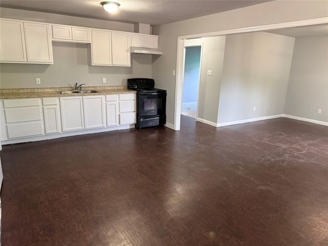 5234 Ripplebrook Drive, Houston, TX 77045