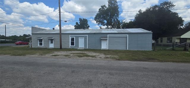 2602 Richmond Road, Wharton, TX 77488