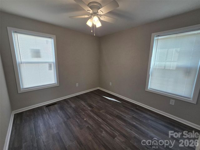209 W Roswell Street, Troy, NC 27371