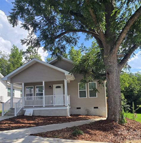 209 W Roswell Street, Troy, NC 27371