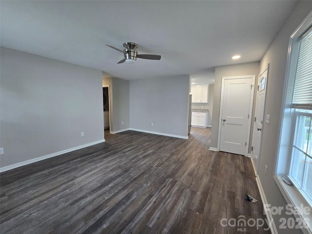 209 W Roswell Street, Troy, NC 27371