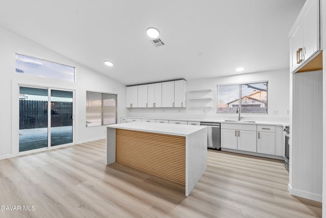 3801 Arbor Avenue, Rosamond, CA 93560