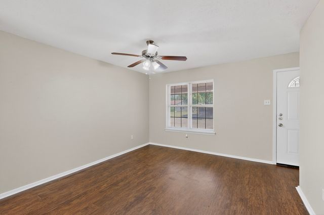 2718 Wesleyan Drive, Irving, TX 75062