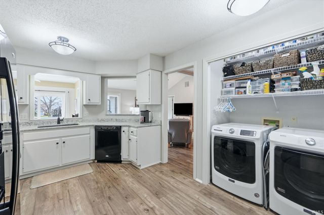 2709 Ridge Valley Drive, Fort Wayne, IN 46804