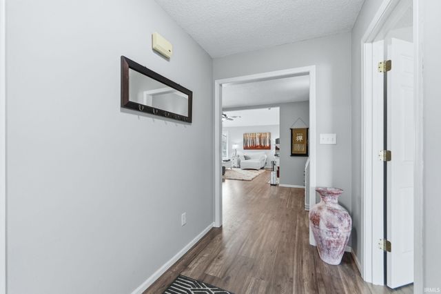 2709 Ridge Valley Drive, Fort Wayne, IN 46804