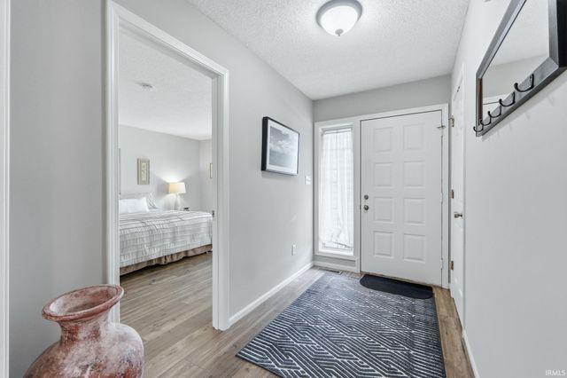 2709 Ridge Valley Drive, Fort Wayne, IN 46804