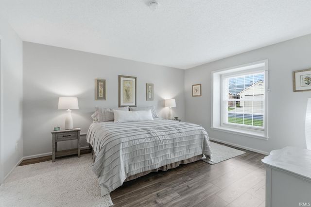 2709 Ridge Valley Drive, Fort Wayne, IN 46804