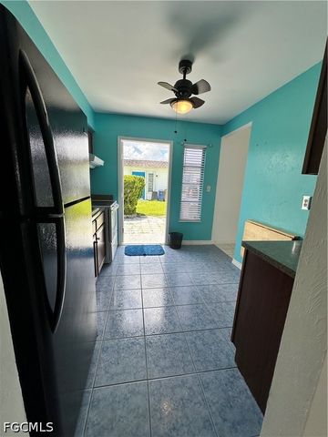 10 Tangerine CT, Lehigh Acres, FL 33936