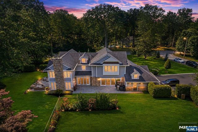 108 Briarwood Avenue, Norwood, NJ 07648