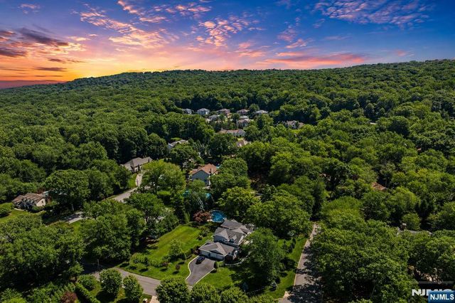 108 Briarwood Avenue, Norwood, NJ 07648