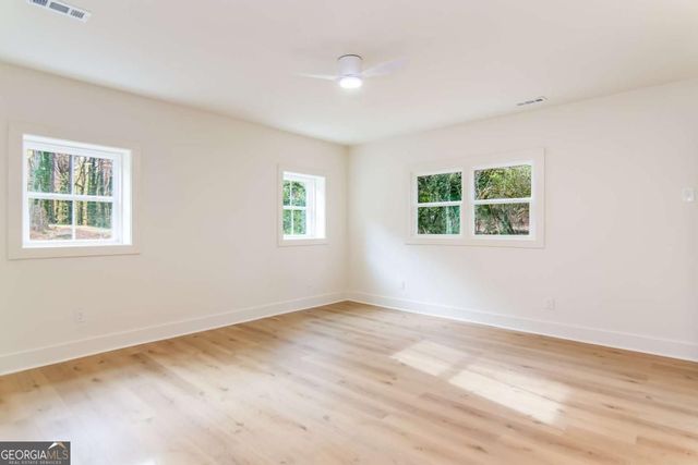 4956 Mountclaire Road, Stone Mountain, GA 30087