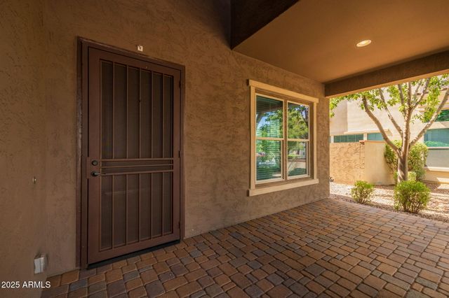 10535 E DIFFRACTION Avenue, Mesa, AZ 85212