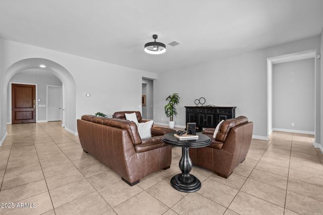 10535 E DIFFRACTION Avenue, Mesa, AZ 85212