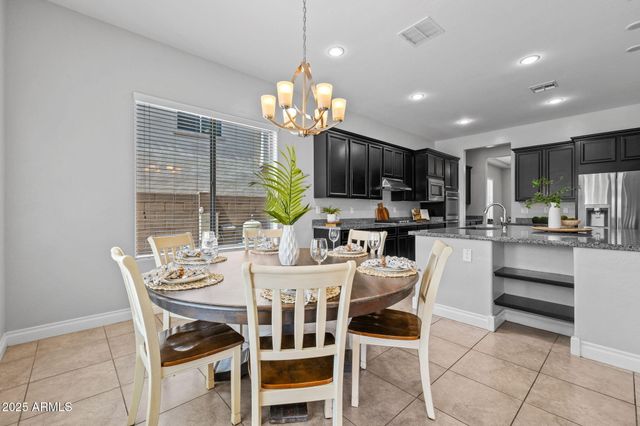 10535 E DIFFRACTION Avenue, Mesa, AZ 85212