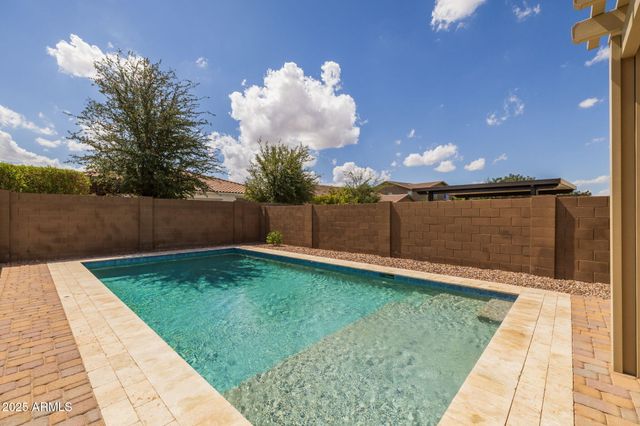 10535 E DIFFRACTION Avenue, Mesa, AZ 85212
