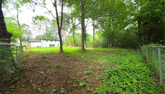 3833 Leander Court, Tucker, GA 30084