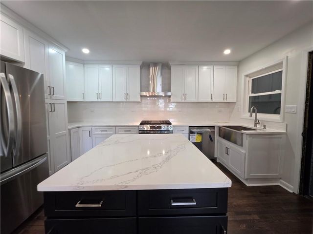 3833 Leander Court, Tucker, GA 30084