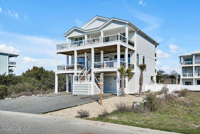 413 E Fourth Street, Ocean Isle Beach, NC 28469
