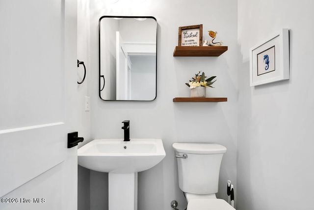 413 E Fourth Street, Ocean Isle Beach, NC 28469