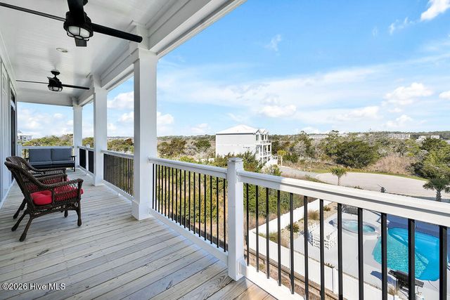 413 E Fourth Street, Ocean Isle Beach, NC 28469