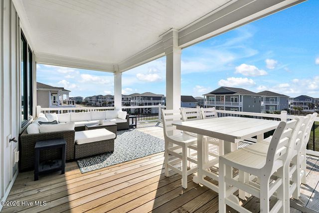413 E Fourth Street, Ocean Isle Beach, NC 28469