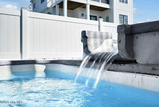 413 E Fourth Street, Ocean Isle Beach, NC 28469