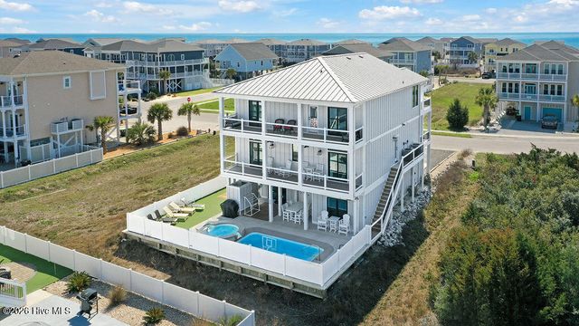 413 E Fourth Street, Ocean Isle Beach, NC 28469