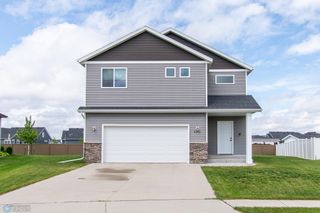 5252 8th Court W, West Fargo, ND 58078