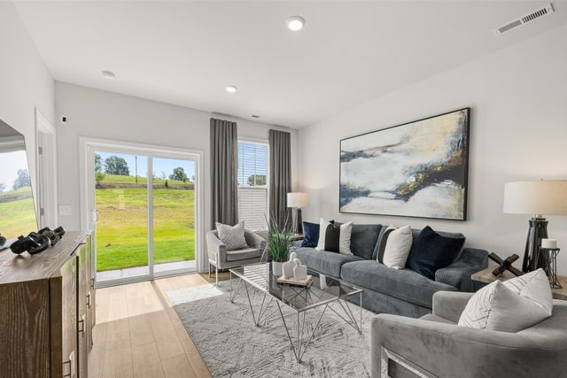 1726 Manuka Lane, Columbia, TN 38401