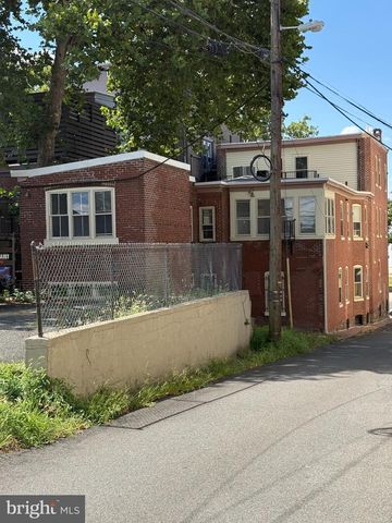 194 W STATE ST, Trenton, NJ 08608