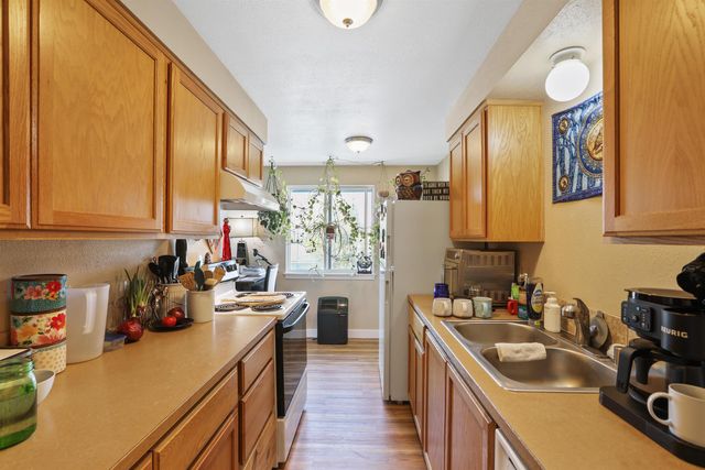1847 E Marshall Ave, Spokane, WA 99207