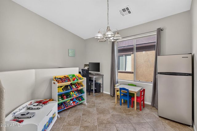 2725 E MINE CREEK Road 2020, Phoenix, AZ 85024